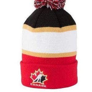 1 pc TEAM CANADA - NIKE GOLD EDITION - KNIT POM